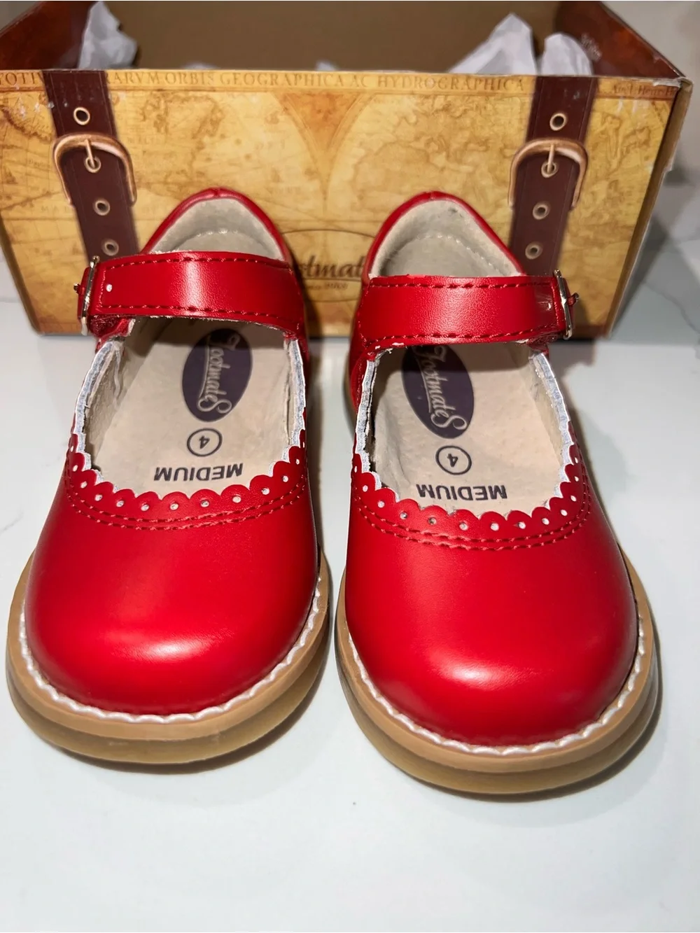 FootMates bright red